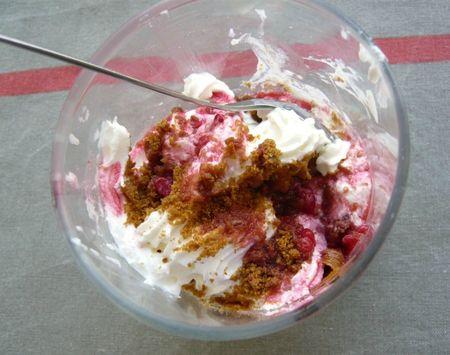 Dans ma cuisine : framboises à la chantilly spéculos framboise chantilly spéculos pâte spéculos