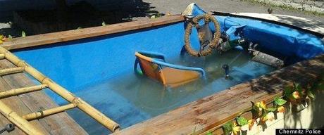 La police arrête une voiture en forme de piscine (photo) La police arrête une voiture en forme de piscine (photo)
