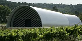 A Marseille, un Oenologue* pas comme les autres ! wine-making-3-1366x683
