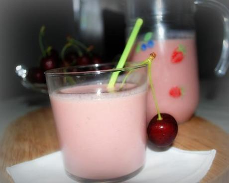 Smoothie cerise banane smoothie cerise banane