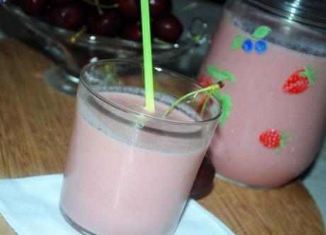 Smoothie cerise banane smoothie cerise banane6