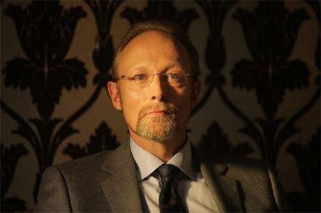 Sherlock – Saison 3 : Découverte du nouvel adversaire de Sherlock Charles Augustus Magnussen