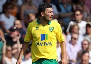 Robert Snodgrass poursuit l'aventure avec Norwich City la saison prochaine.