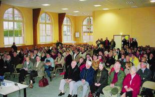 ACTUALITE REGION DE SAULIEU L'assistance fut très nombreuse à la première réunion publique organisée par le conseil municipal de Saulieu