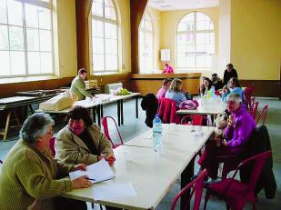 ACTUALITE REGION DE SAULIEU Cellule de crise au marché couvert où les habitants ont été accueillis