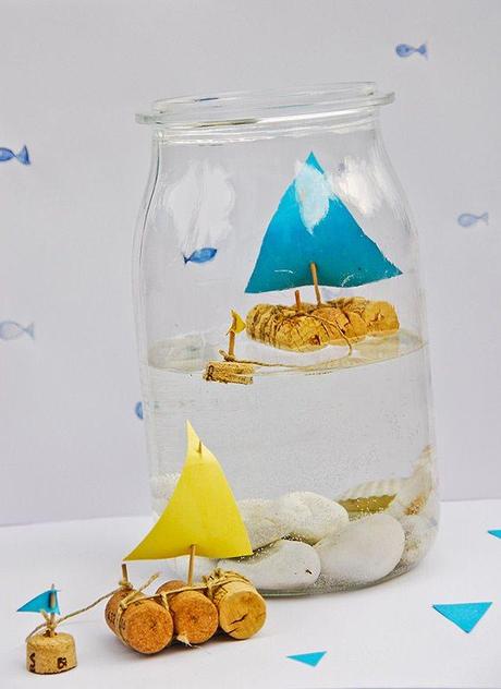 Source : DIY Cork Sailboat in a jar by Handmade Charlotte