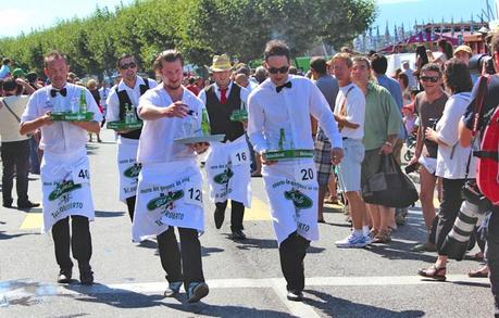 La 17ème course des serveuses et garçons de café! ABCD-sssssssss.jpg