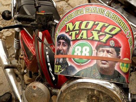 Mototaxi en Venezuela