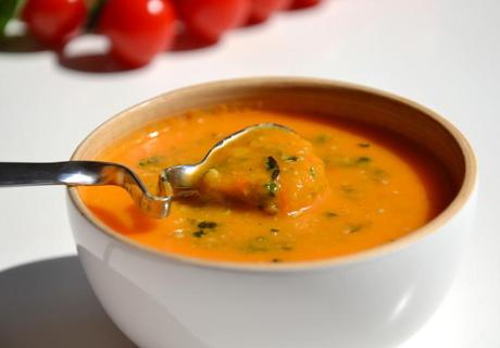 Soupe-froide-tomate-pesto5.JPG