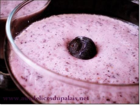 Milk-shaque aux myrtilles blueberry (facile & rapide) recette-milk-shaque-jus-aux-muresP1080520.JPG