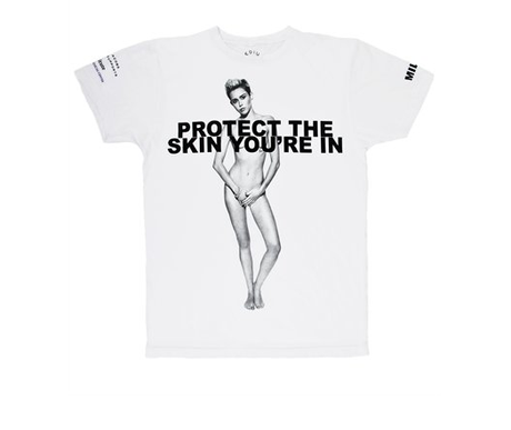 Le T-Shirt du jour : Miley Cyrus pour Marc Jacobs en faveur de la lutte contre les maladies de la peau...