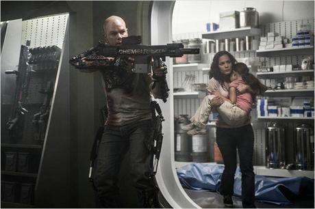 ELYSIUM : de la SF équitable 20536972.jpg-r_640_600-b_1_D6D6D6-f_jpg-q_x-xxyxx