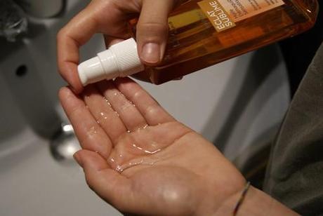 L’Oréal – Eclat Sublime : La minute démaquille-toi à l’huile L'Oréal Eclat Sublime