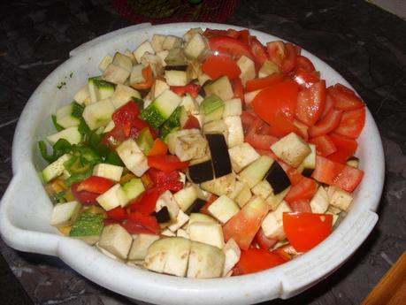 Poisson frit et ratatatouille de légumes Poisson frit et ratatatouille de légumes