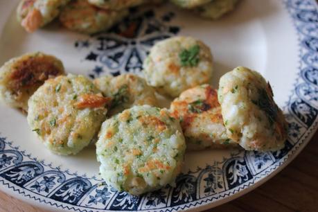 Croquettes de riz, truite et persil plat fourrées au chèvre