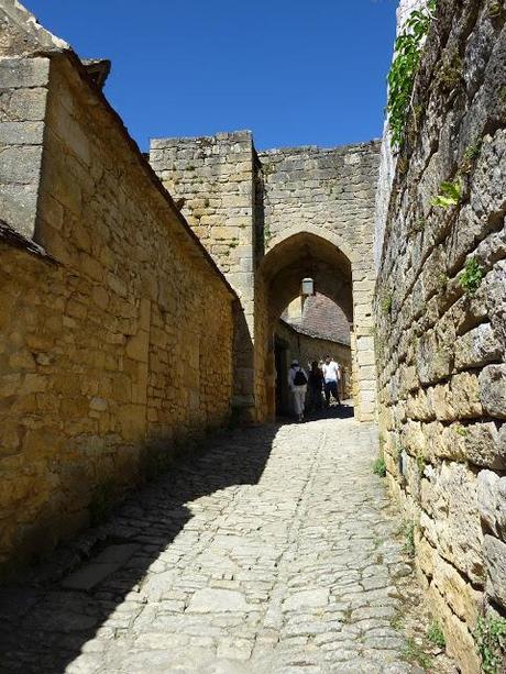 Beynac-et-Cazenac en Dordogne : un des plus beaux villages de France