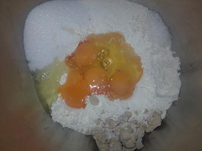 Petite Brioche tendre et savoureuse pour le petit déjeuner comme pour toutes occasions. Petite Brioche tendre et savoureuse pour le petit déjeuner comme pour toutes occasions.