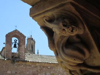 Les reliefs du patio du covento de las duenas de Salamanca Les reliefs du patio du covento de las duenas de Salamanca