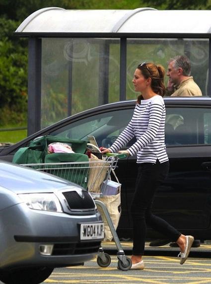 La première sortie de Kate Middleton après la naissance du royal baby...