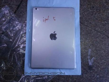 Sonny Dickson a publié de nouvelles photos de l’iPad 5 ! 20130829-143508.jpg