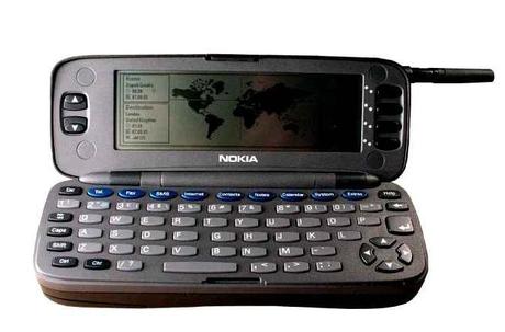 Nokia Communicator 9000 (1996)