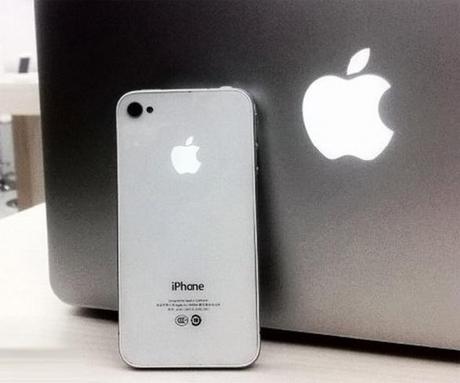 Le logo de la pomme qui s'allume sur votre iPhone...
