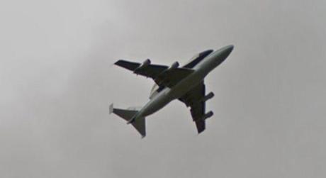 La navette spatiale en plein vol sur Google Street View google street view navette spatiale descary La navette spatiale en plein vol sur Google Street View