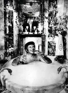 Grungy Vogue Grungy Vogue