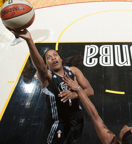 WNBA: Chicago remporte le Conférence Est, Seattle en play offs jia-PERKINS-WNBA.jpg