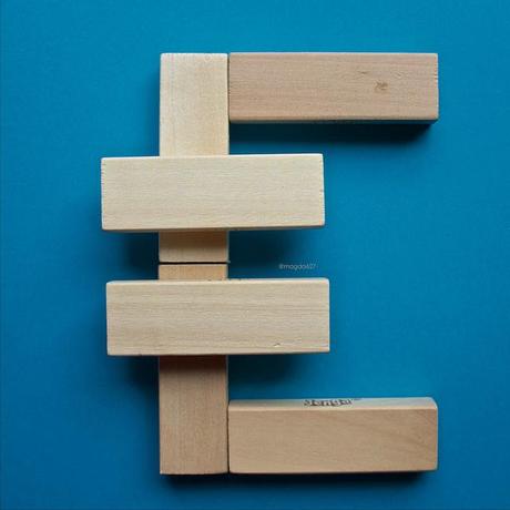 Une autre semaine, un autre caractère (€) anteketborka.blogspot.com, signe 4