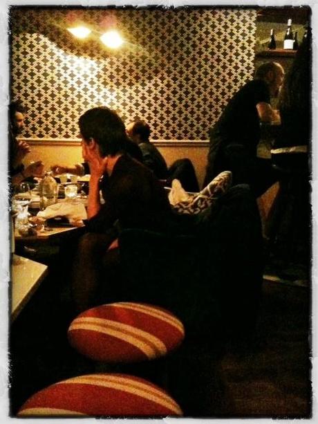 Le Fish Club, le bar à tapas de la mer Fish Club Paris salle - ©Pascaline Lechène pilierdebuffet