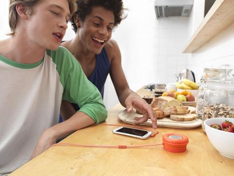 Monocle : enceinte portable et kit main libre Breakfast_LR