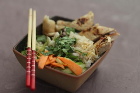 FOOD: thaï chicken salad Image and video hosting by TinyPic