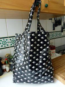 Avoir un Tote Bag, c'est Swag ... P1110375