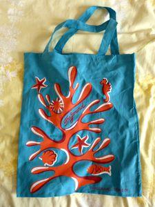 Avoir un Tote Bag, c'est Swag ... P1110378