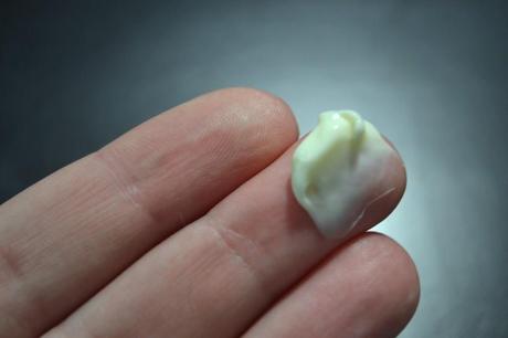 La crème naturelle pour les mains Opale Monaco : LE système ingénieux!