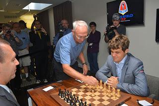 Échecs : Magnus Carlsen 1-0 Gata Kamsky - Photo © Chessbase  