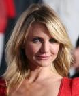Cameron Diaz soutenue par Ashton Kutcher et ses fans pour sa première apparition depuis la mort de son père (PHOTOS) Cameron Diaz