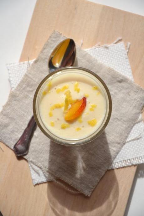 Mousse végétale citron-verveine, compotée de mirabelles Mousse-citron-verveine1.JPG