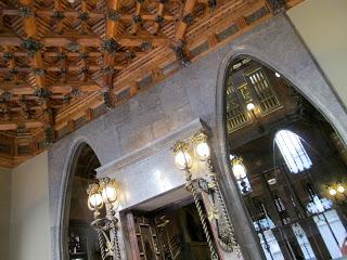 Gaudi: Palau Güell Gaudi: Palau Güell