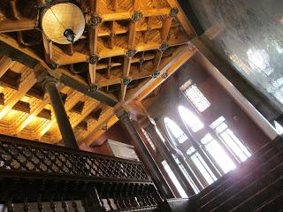 Gaudi: Palau Güell Gaudi: Palau Güell