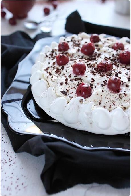 Pavlova forêt noire Pavlova forêt noire