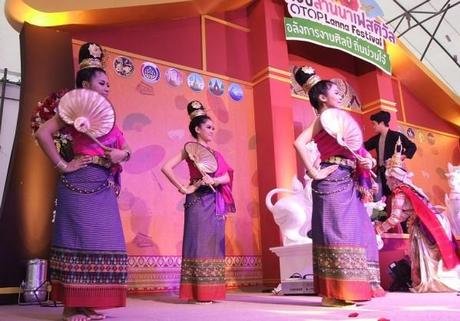 Udonthani: 12 au 16 septembre, Festival OTOP Lanna. DSCF5853