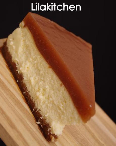 Cheesecake avec un coulis de pêches cheesecake 1