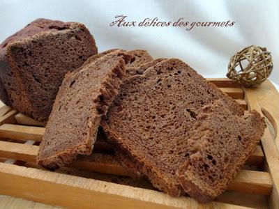 PAIN AU CHOCOLAT, RICOTTA ET MIEL PAIN AU CHOCOLAT, RICOTTA ET MIEL