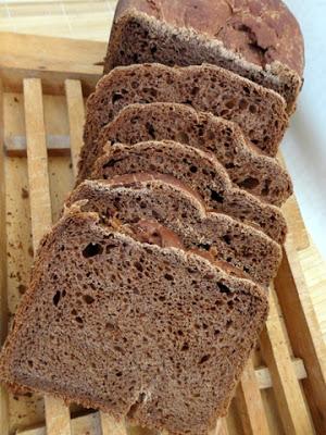 PAIN AU CHOCOLAT, RICOTTA ET MIEL PAIN AU CHOCOLAT, RICOTTA ET MIEL