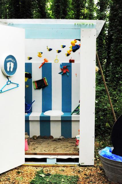 Le Toumélé Festival c'est ce week-end ! Venez écouter la meilleure musique du monde depuis les plus étonnantes… toilettes du monde !!! Le Toumélé Festival c'est ce week-end ! Venez écouter la meilleure musique du monde depuis les plus étonnantes… toilettes du monde !!!