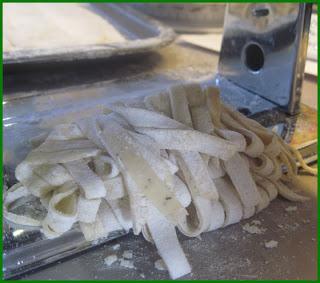 Pâtes faites maison (lasagnes, tagliatelles, ravioles...) Pâtes fraiches maison (lasagnes, tagliatelles, ravioles...)