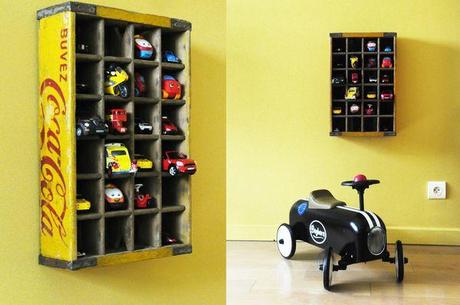 Chambre de petit garçon avant/après. boite cocacola