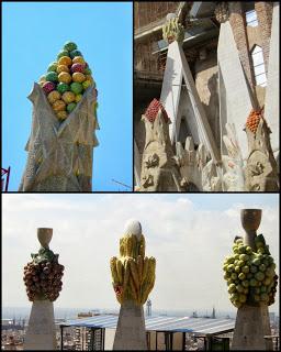 Gaudi: La Sagrada Familia Gaudi: La Sagrada Familia